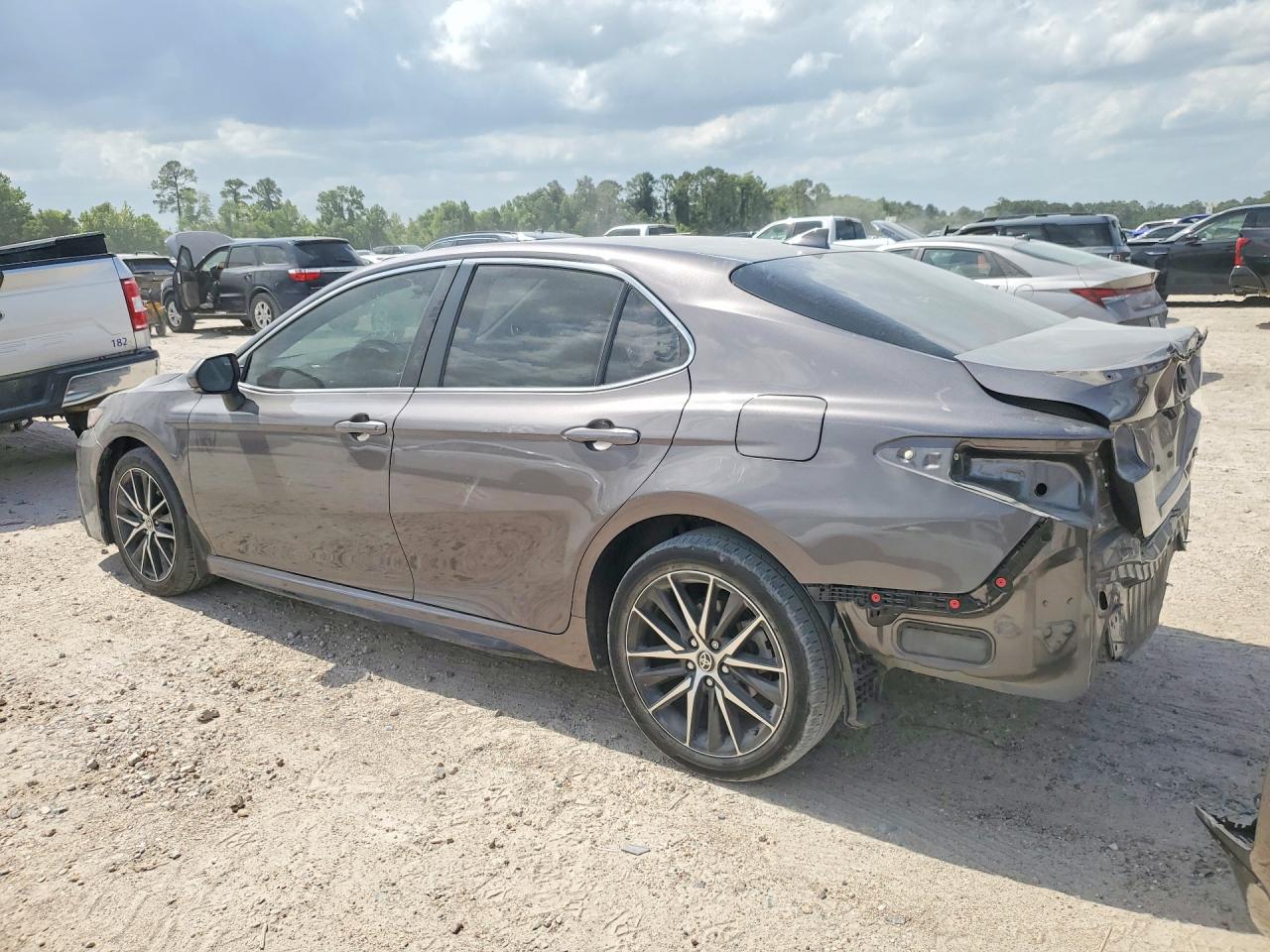 2023 TOYOTA CAMRY SE — снимка 2