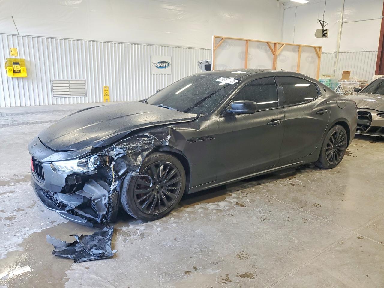 2016 MASERATI GHIBLI