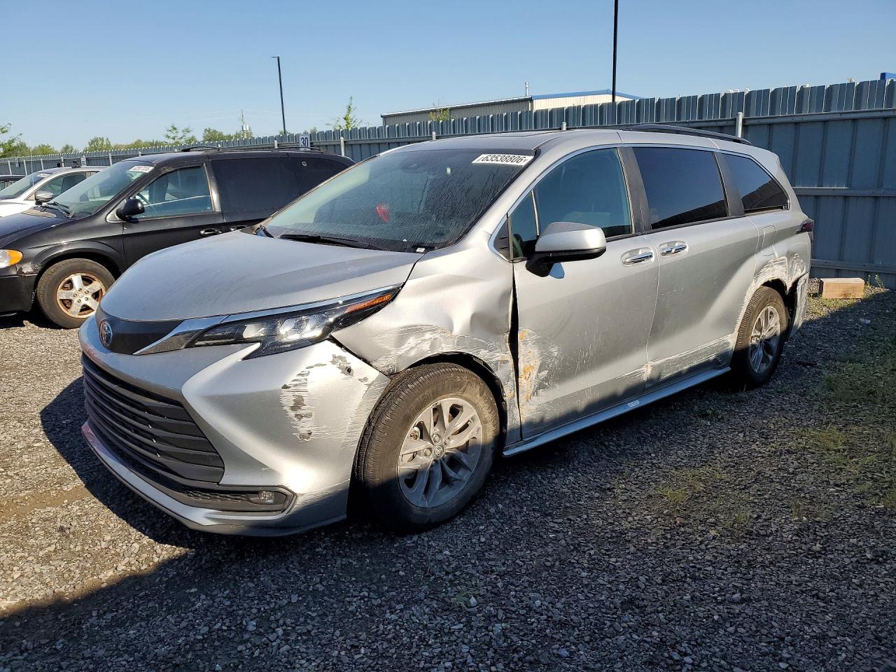 2025 TOYOTA SIENNA XLE 7-PASSENGER