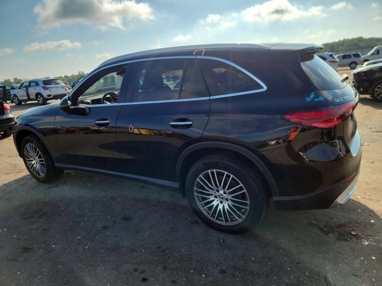 2024 MERCEDES-BENZ GLC 300 4MATIC — снимка 2