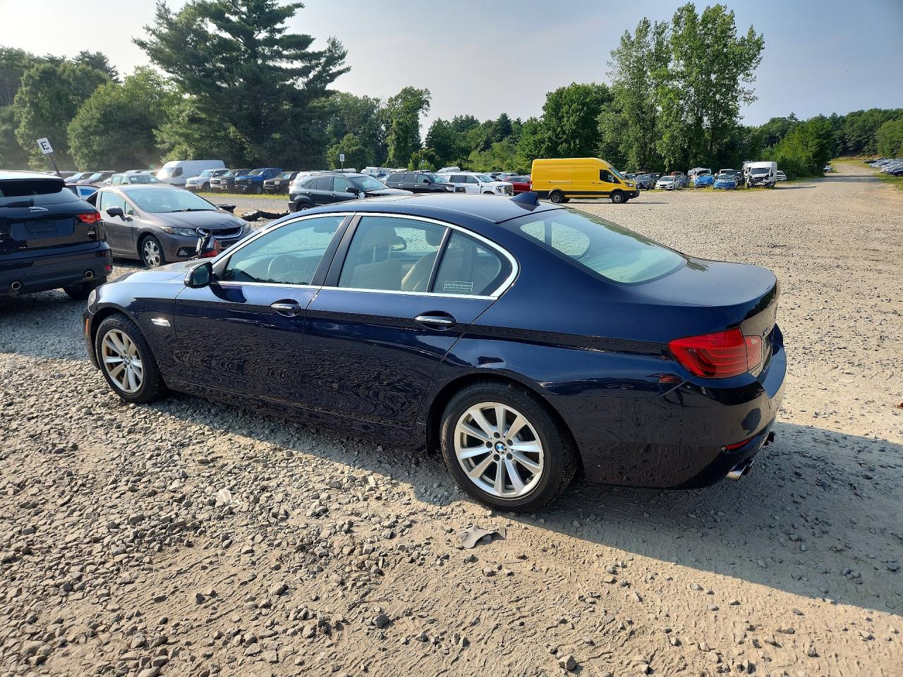 2014 BMW 528 XI — снимка 2