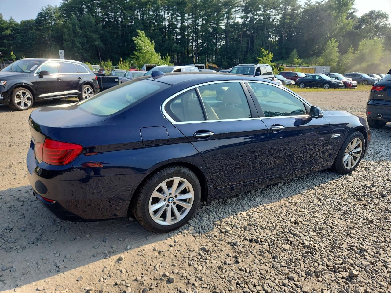 2014 BMW 528 XI — снимка 3