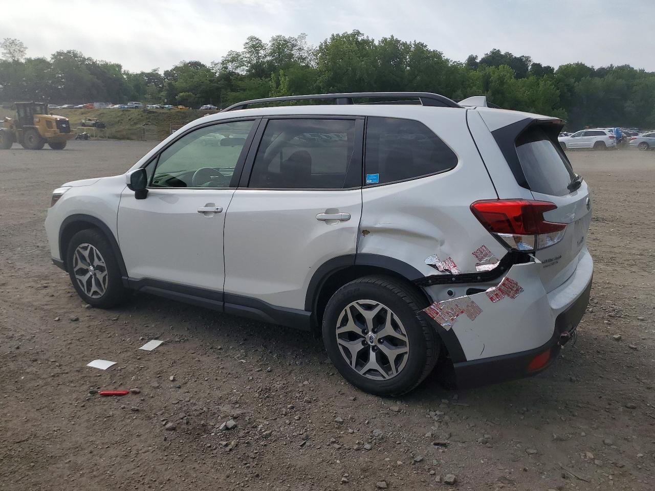 2021 SUBARU FORESTER PREMIUM — снимка 2