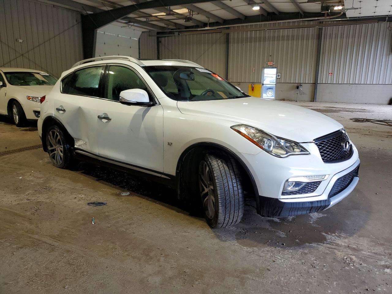 2017 INFINITI QX50 BASE — снимка 4