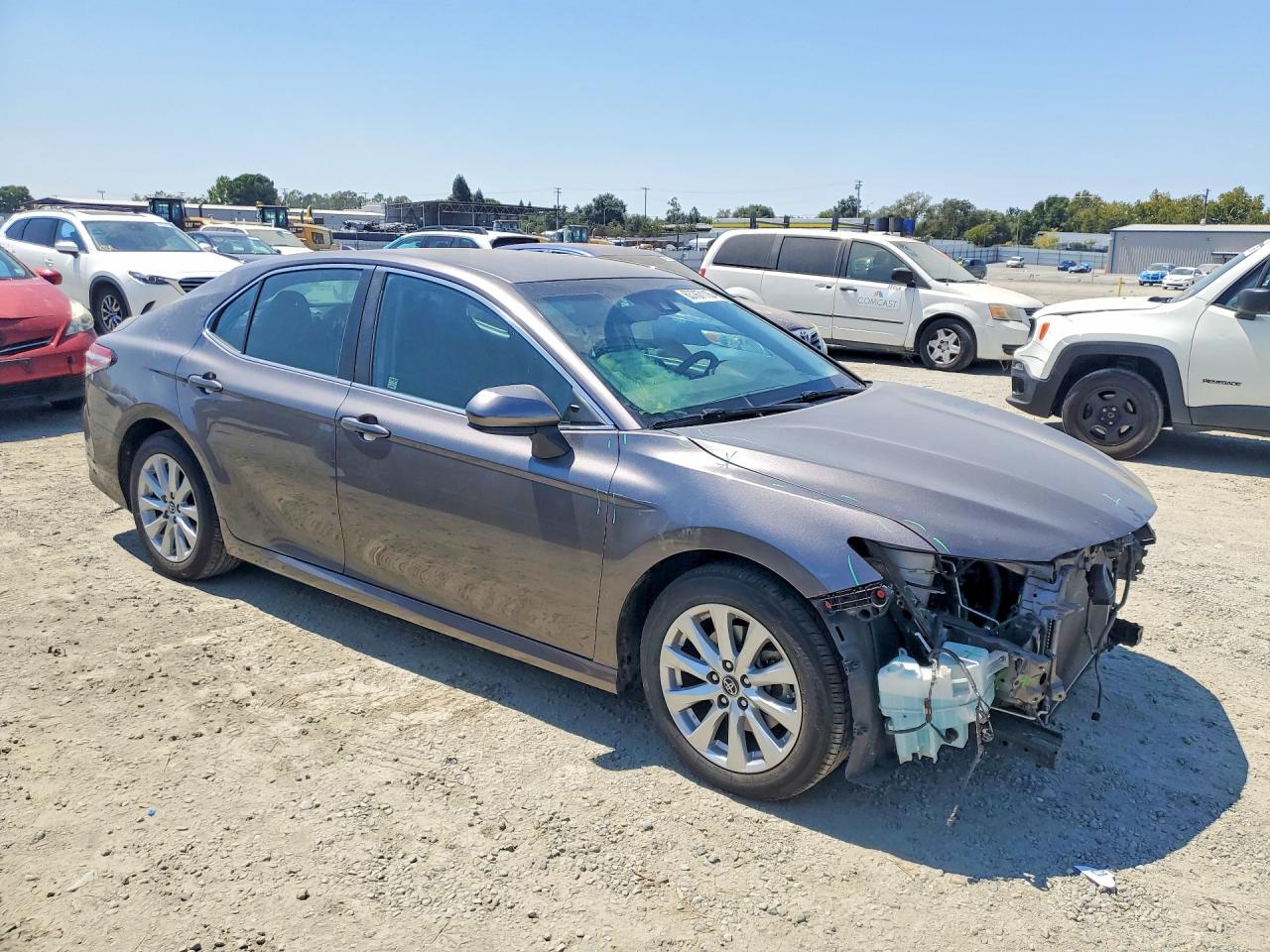2019 TOYOTA CAMRY LE — снимка 4