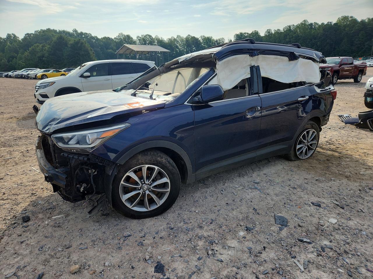 2018 HYUNDAI SANTA FE SE