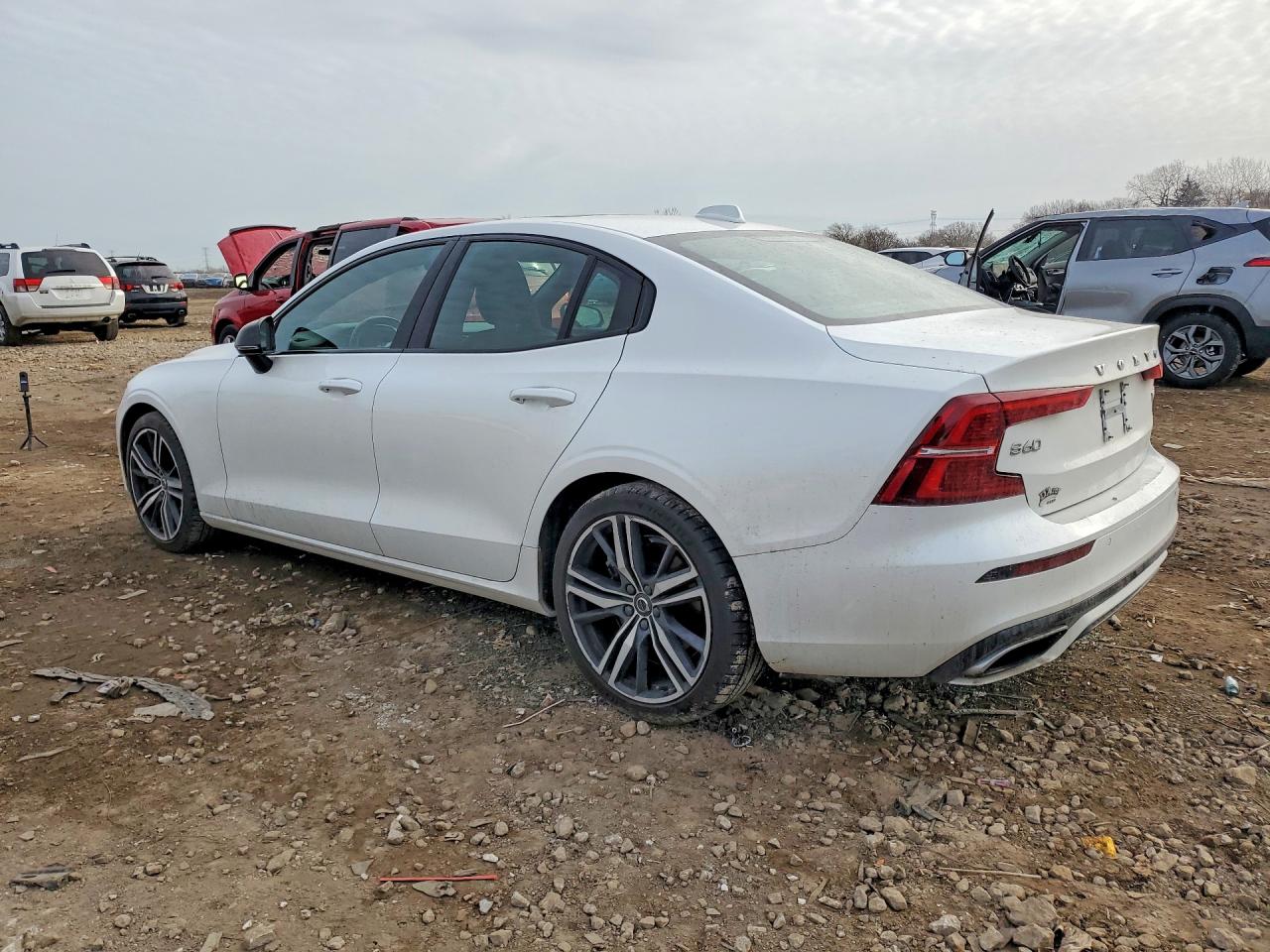 2019 VOLVO S60 T6 R-DESIGN — снимка 2