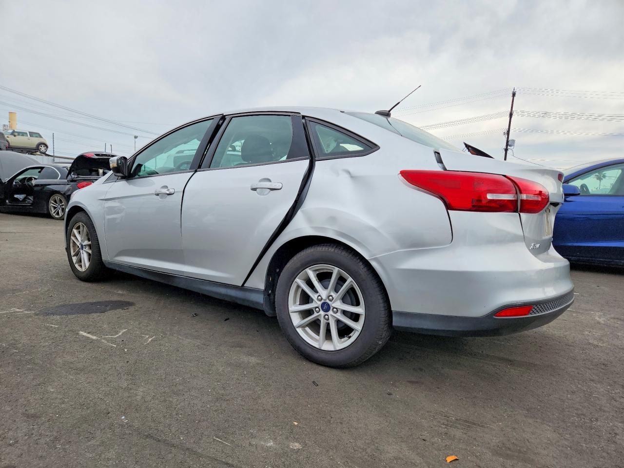 2017 FORD FOCUS SE — снимка 2