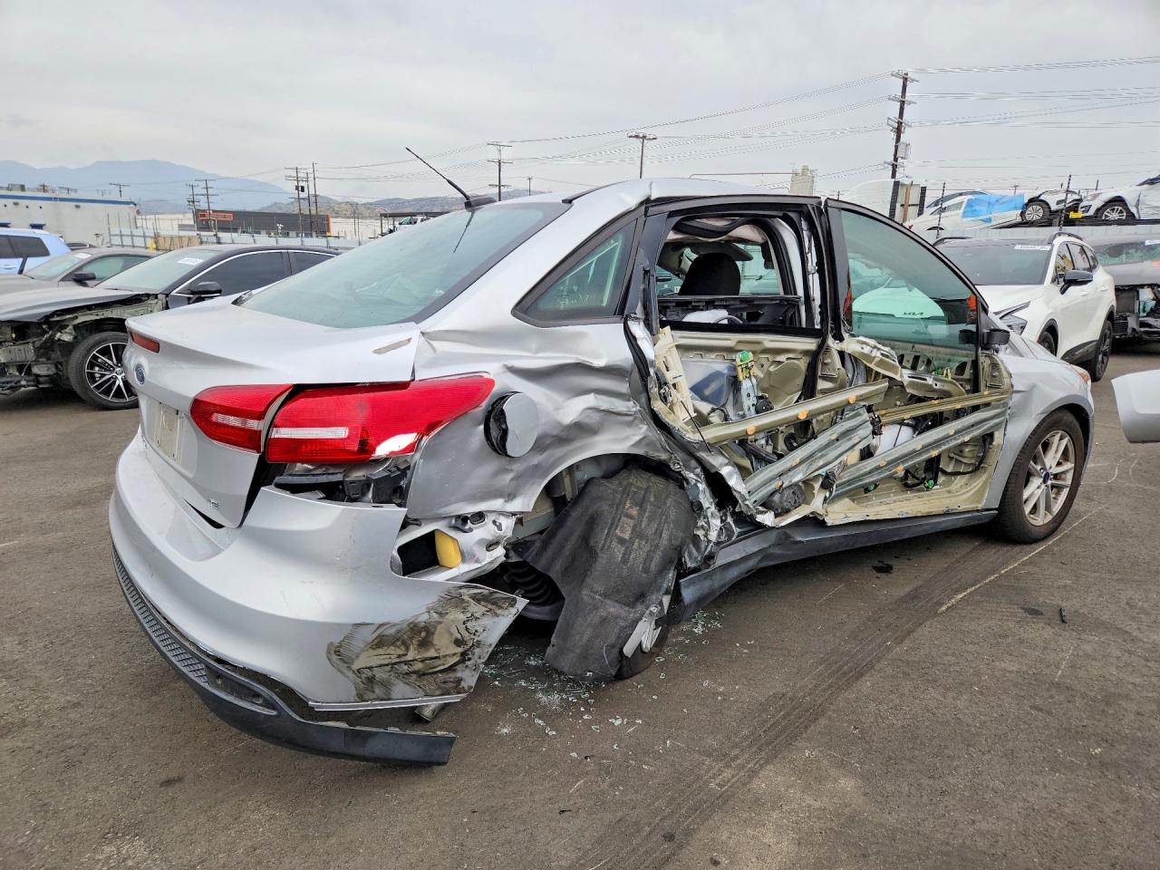 2017 FORD FOCUS SE — снимка 3