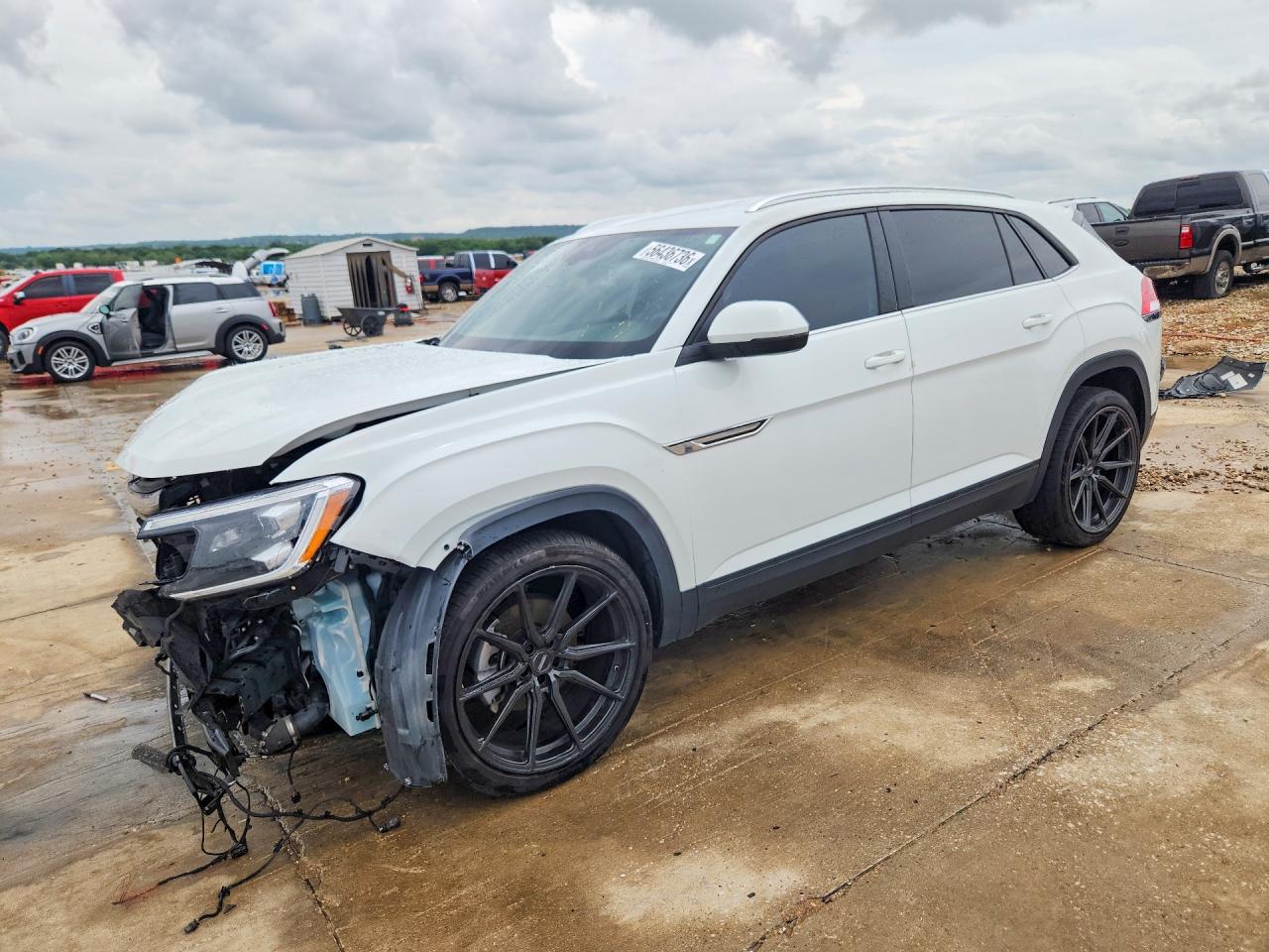 2024 VOLKSWAGEN ATLAS CROSS SPORT SE