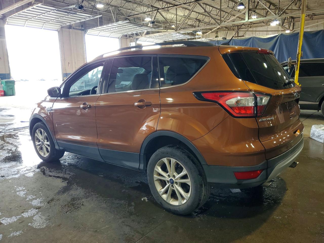 2017 FORD ESCAPE SE — снимка 2