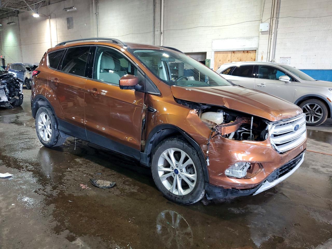 2017 FORD ESCAPE SE — снимка 4