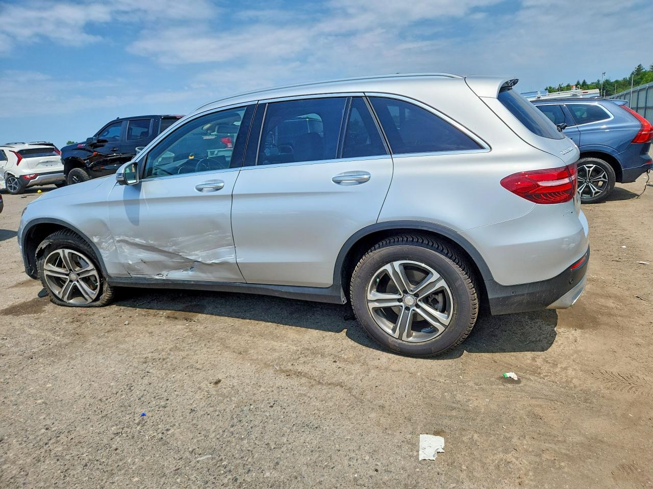 2016 MERCEDES-BENZ GLC 300 4MATIC — снимка 2