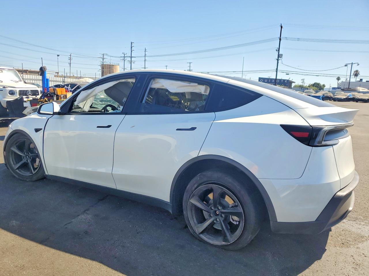 2026 TESLA MODEL Y — снимка 2