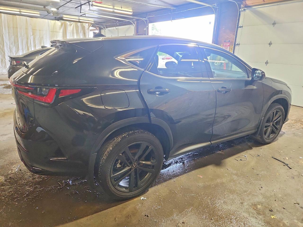 2025 LEXUS NX 450H+ BASE — снимка 3