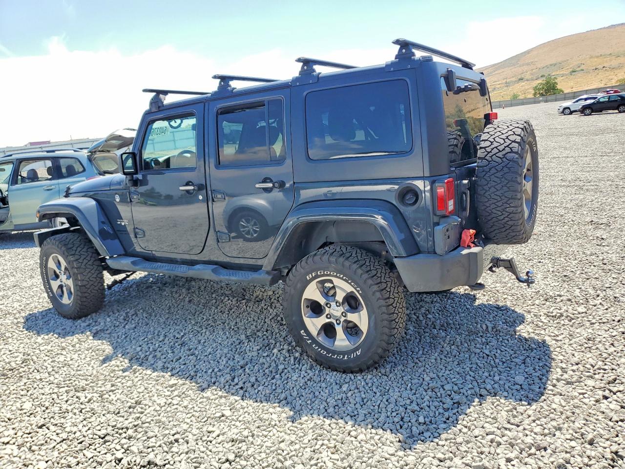 2016 JEEP WRANGLER UNLIMITED SAHARA — снимка 2