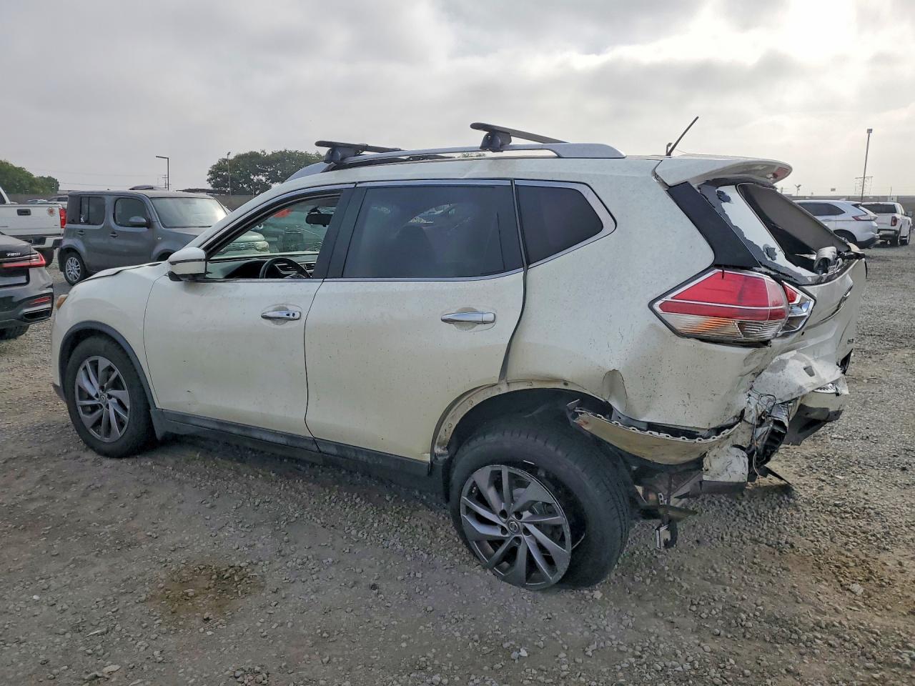 2016 NISSAN ROGUE SL — снимка 2