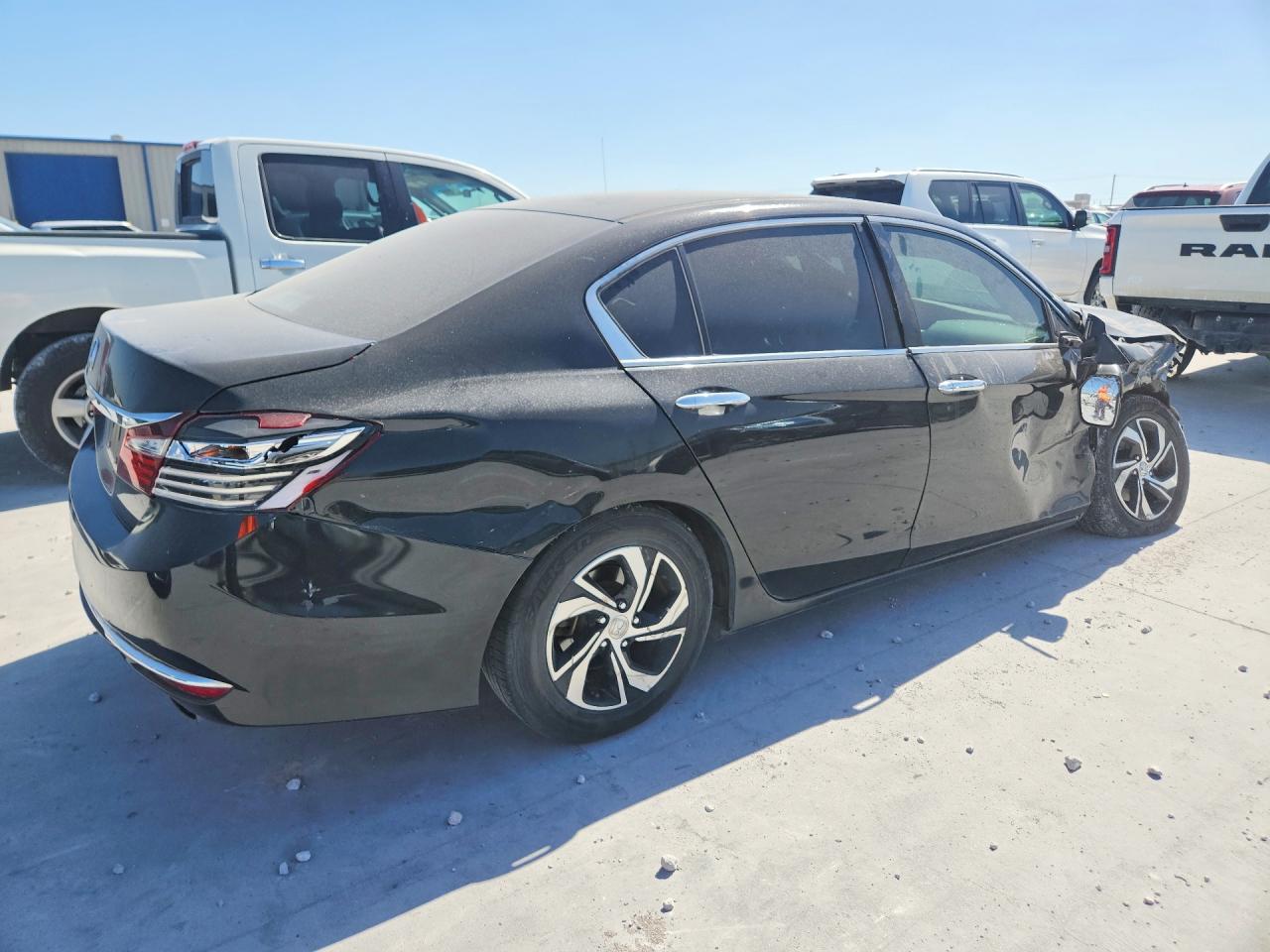 2017 HONDA ACCORD LX — снимка 3