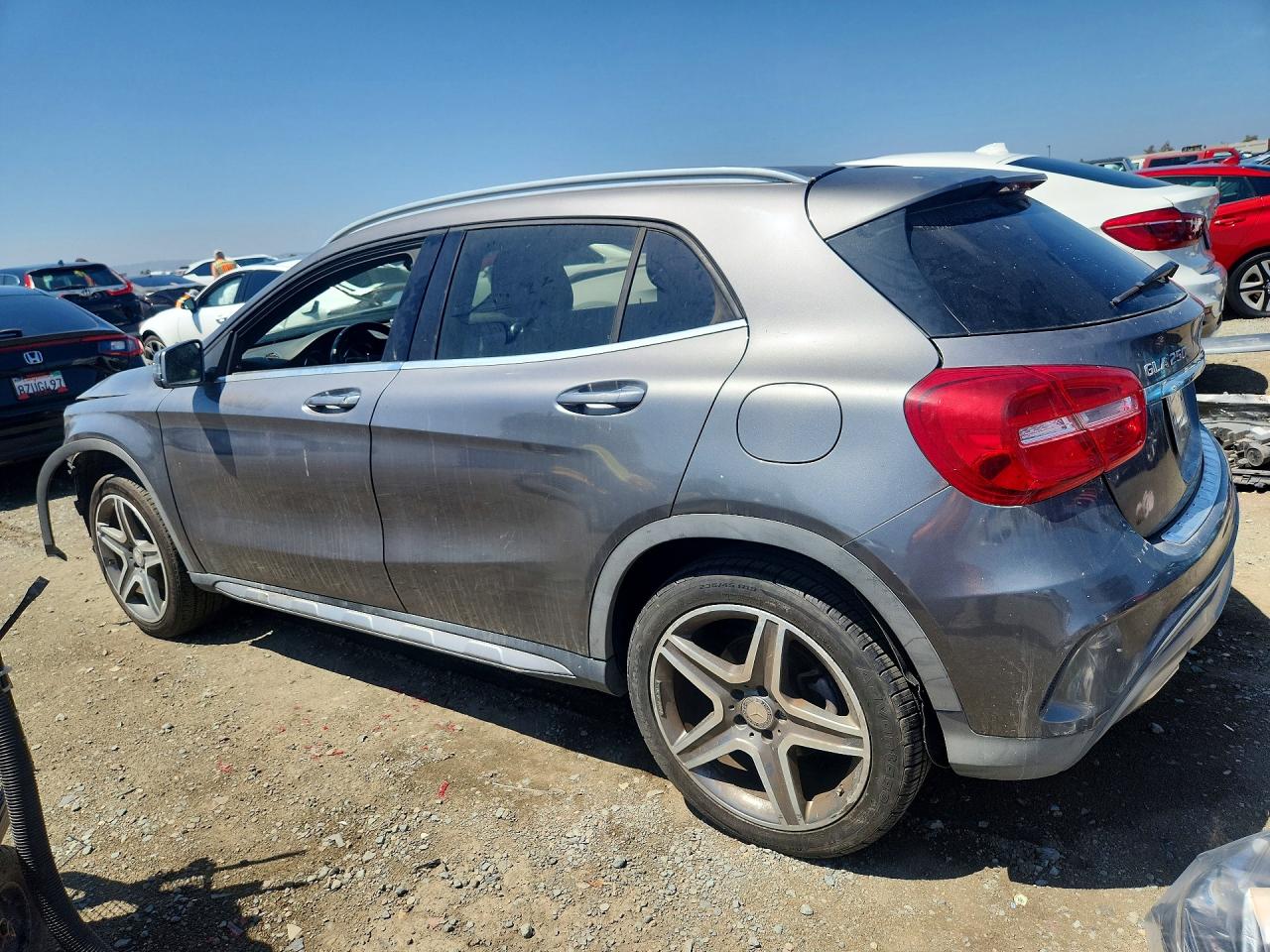 2016 MERCEDES-BENZ GLA 250 — снимка 2