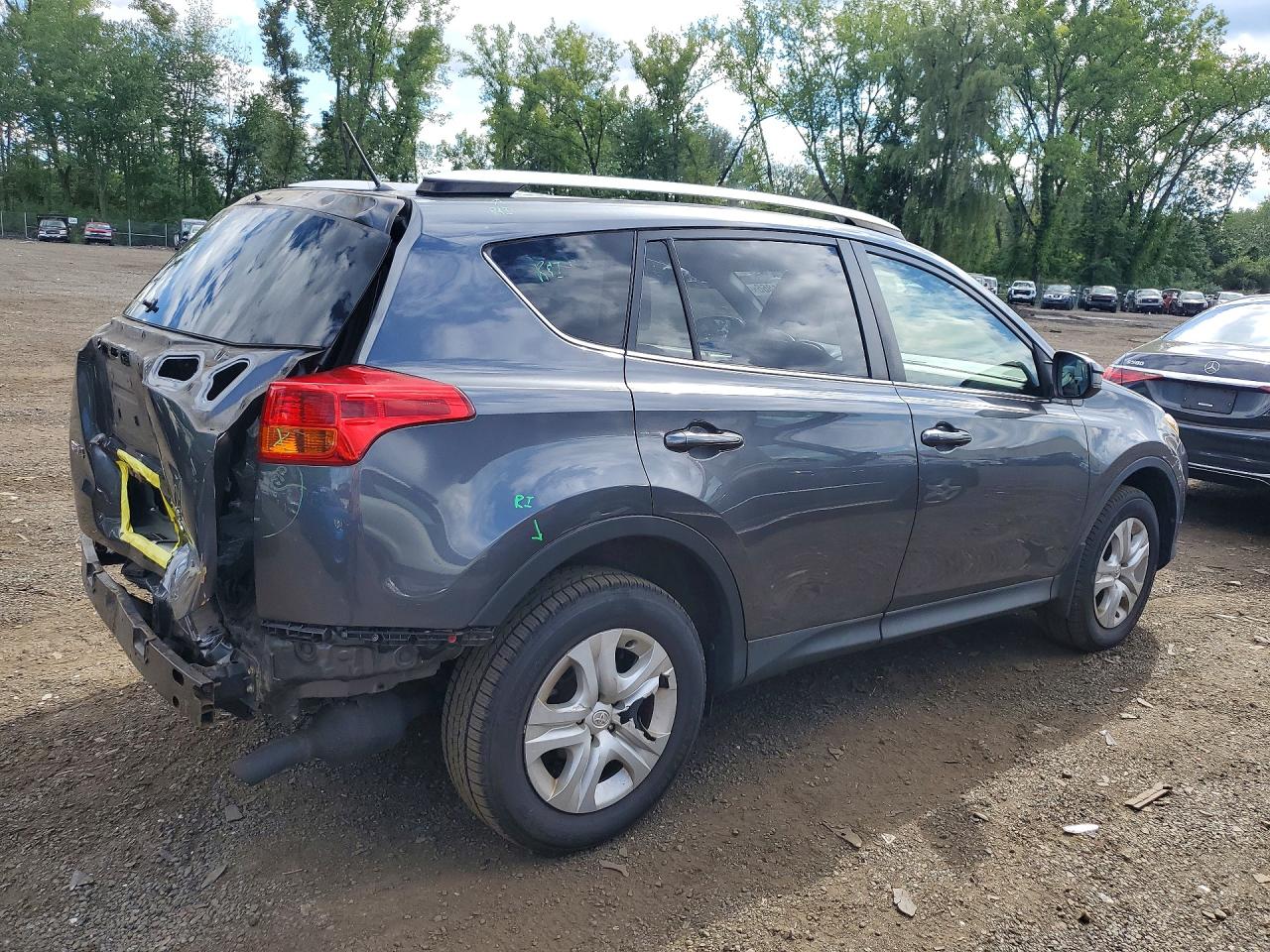2015 TOYOTA RAV4 LE — снимка 3