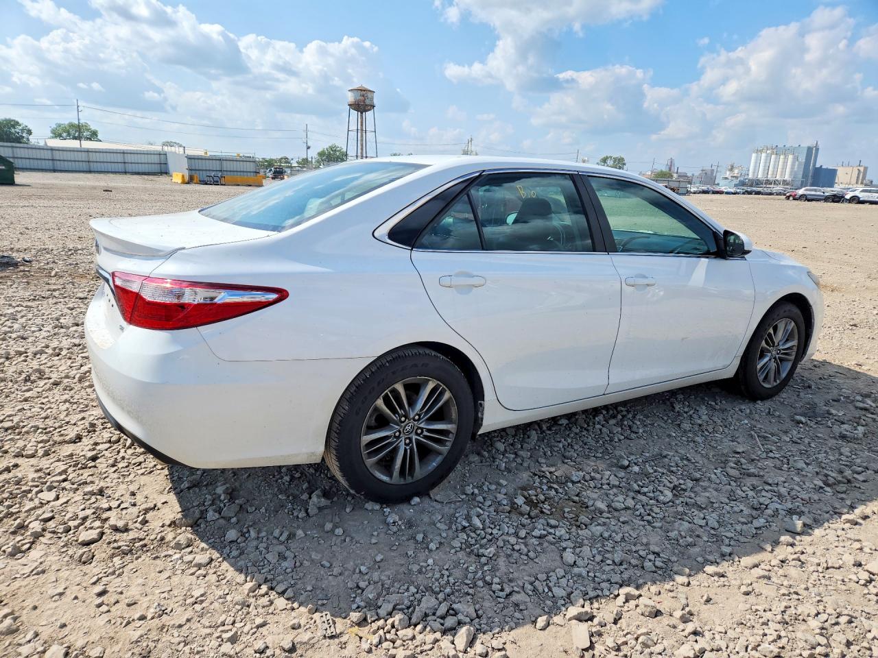 2017 TOYOTA CAMRY SE — снимка 3