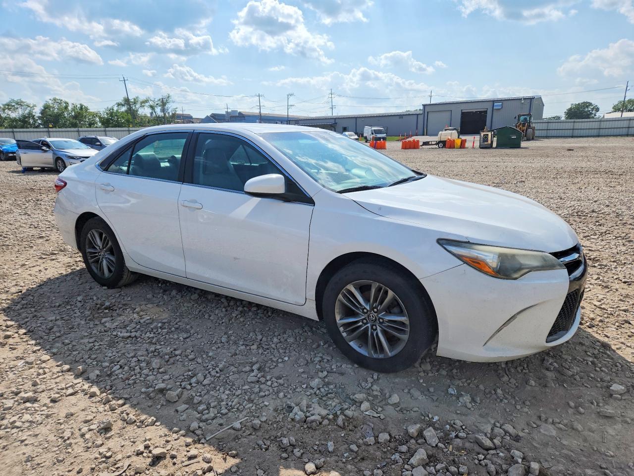 2017 TOYOTA CAMRY SE — снимка 4