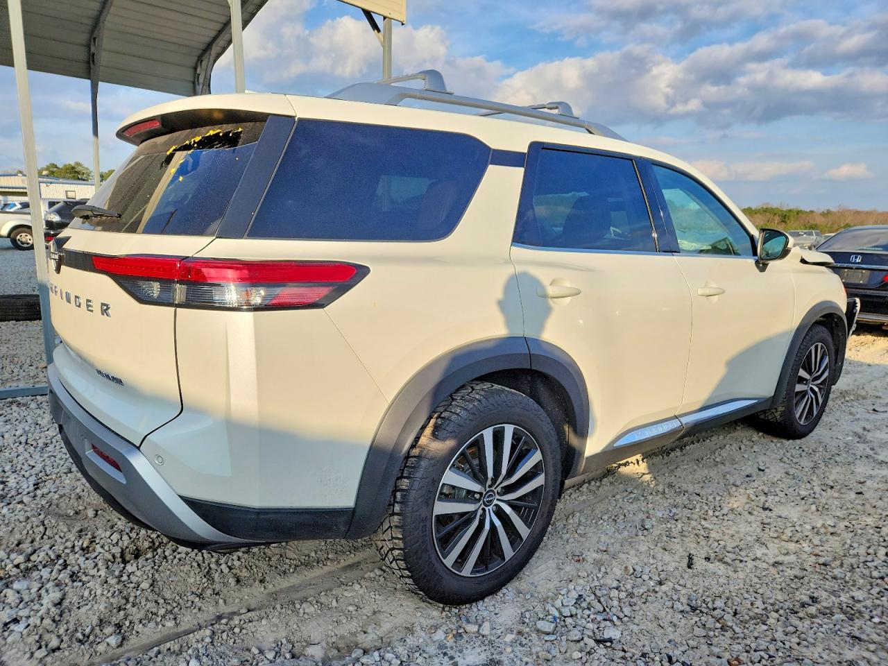 2023 NISSAN PATHFINDER PLATINUM — снимка 3