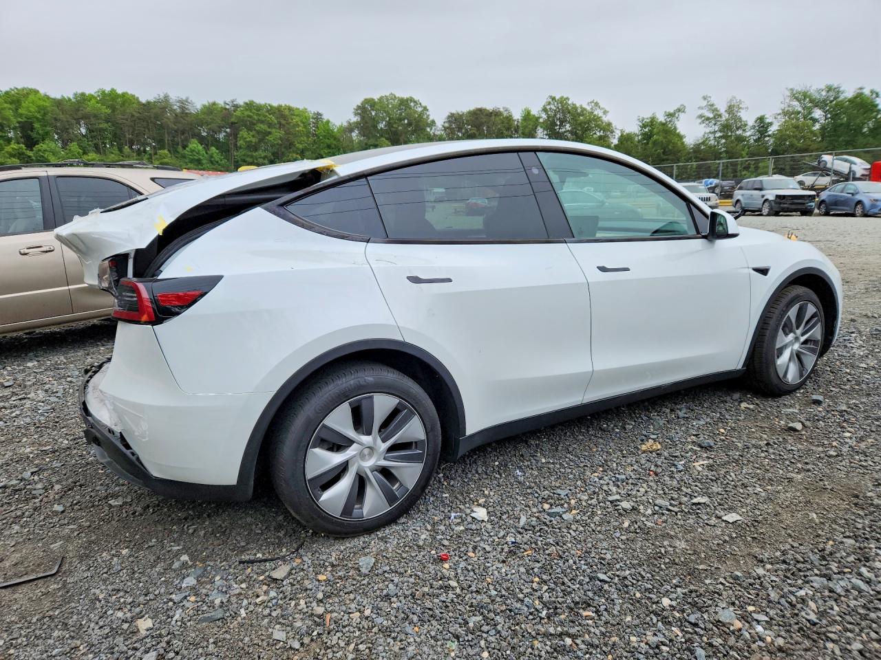2023 TESLA MODEL Y — снимка 3