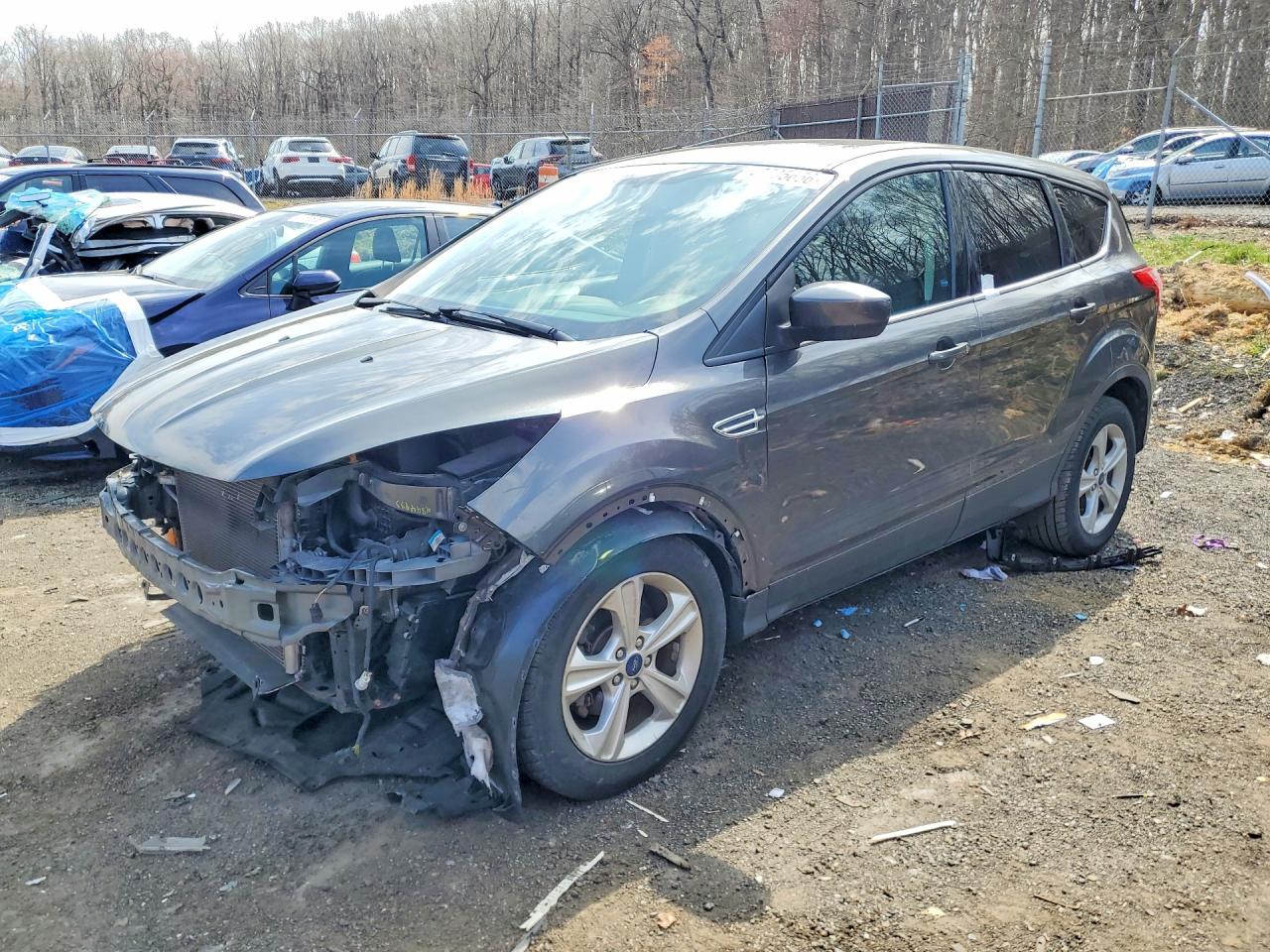 2015 FORD ESCAPE SE