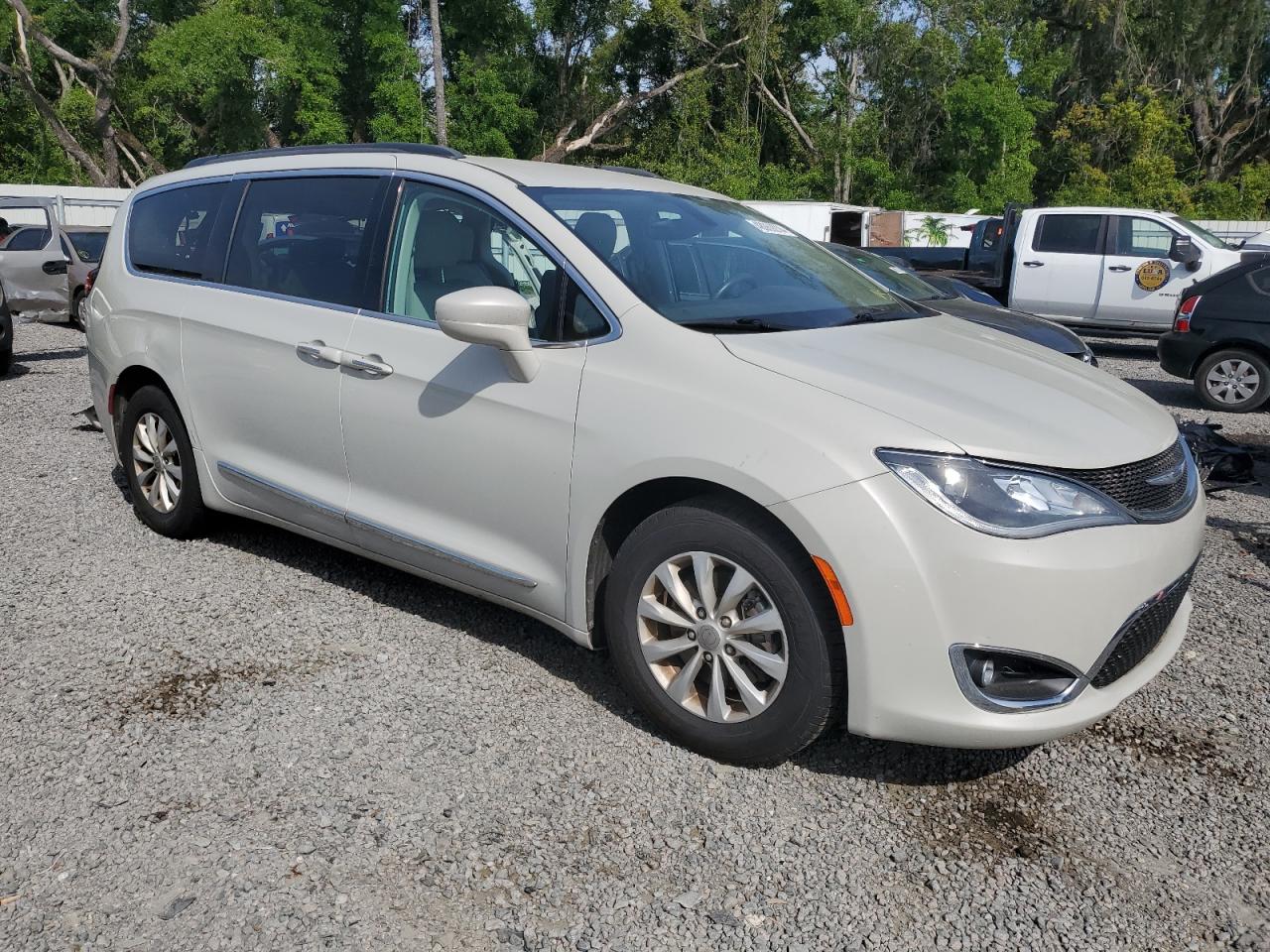 2017 CHRYSLER PACIFICA TOURING L — снимка 4