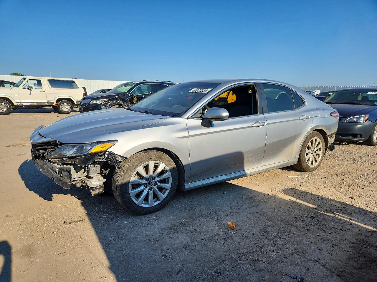2018 TOYOTA CAMRY LE