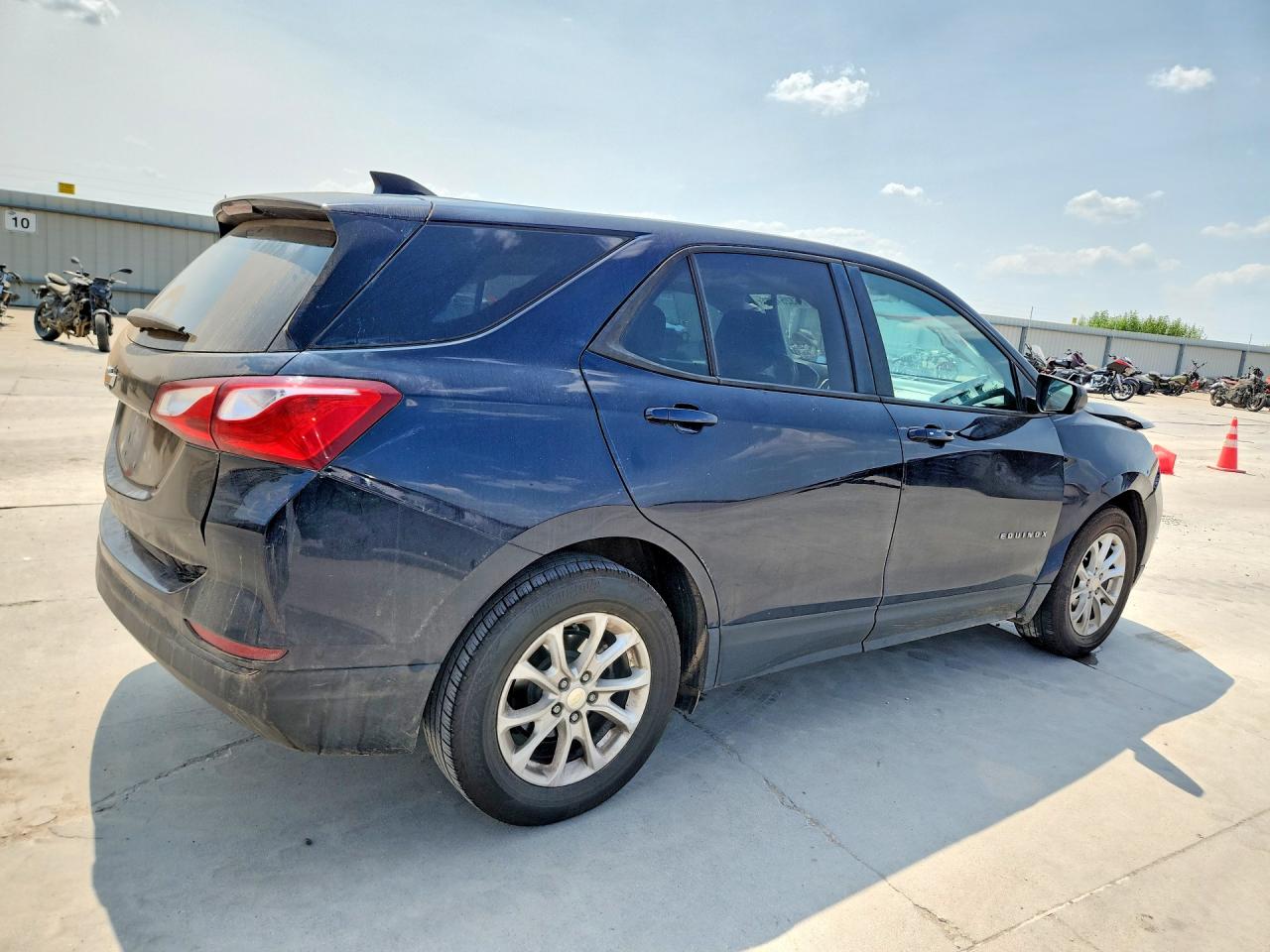 2020 CHEVROLET EQUINOX LS — снимка 3