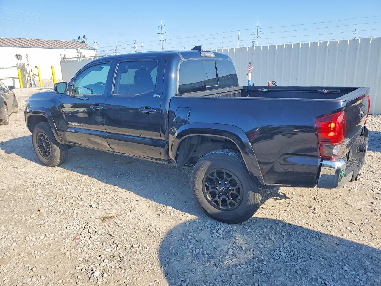2020 TOYOTA TACOMA SR5 V6 — снимка 2