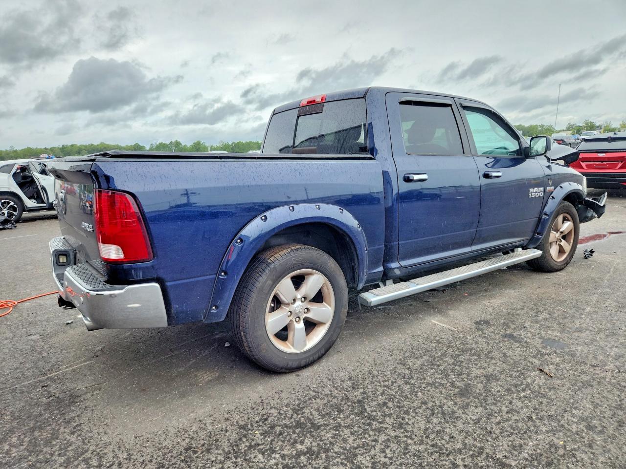 2018 RAM 1500 SLT — снимка 3