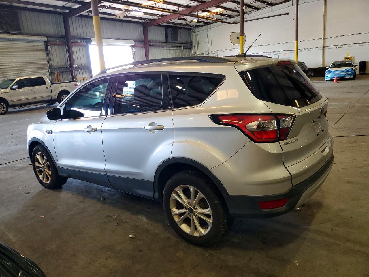 2018 FORD ESCAPE SE — снимка 2