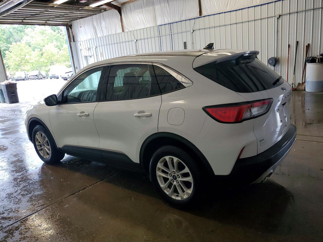 2020 FORD ESCAPE SE — снимка 2