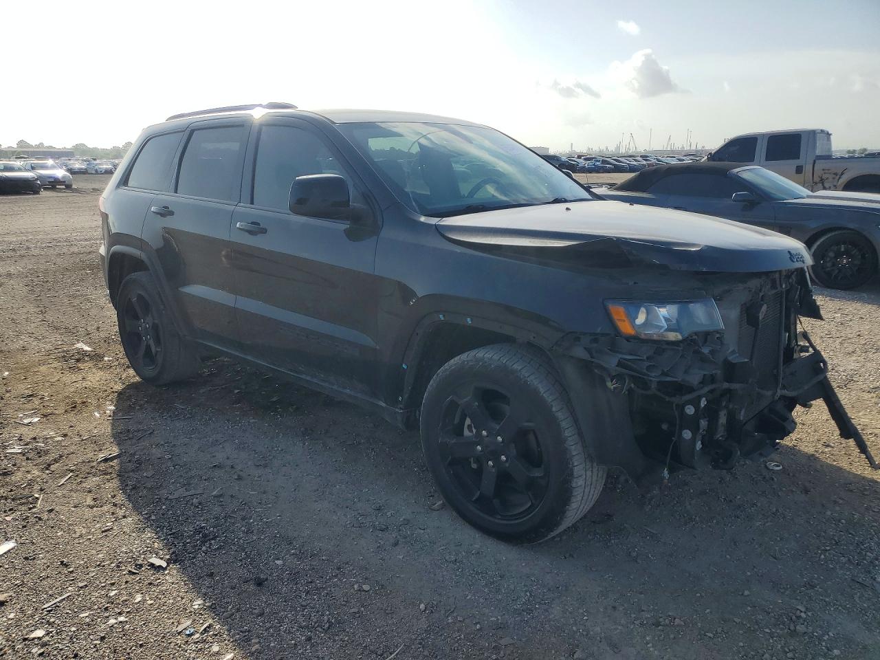 2019 JEEP GRAND CHEROKEE LAREDO — снимка 4