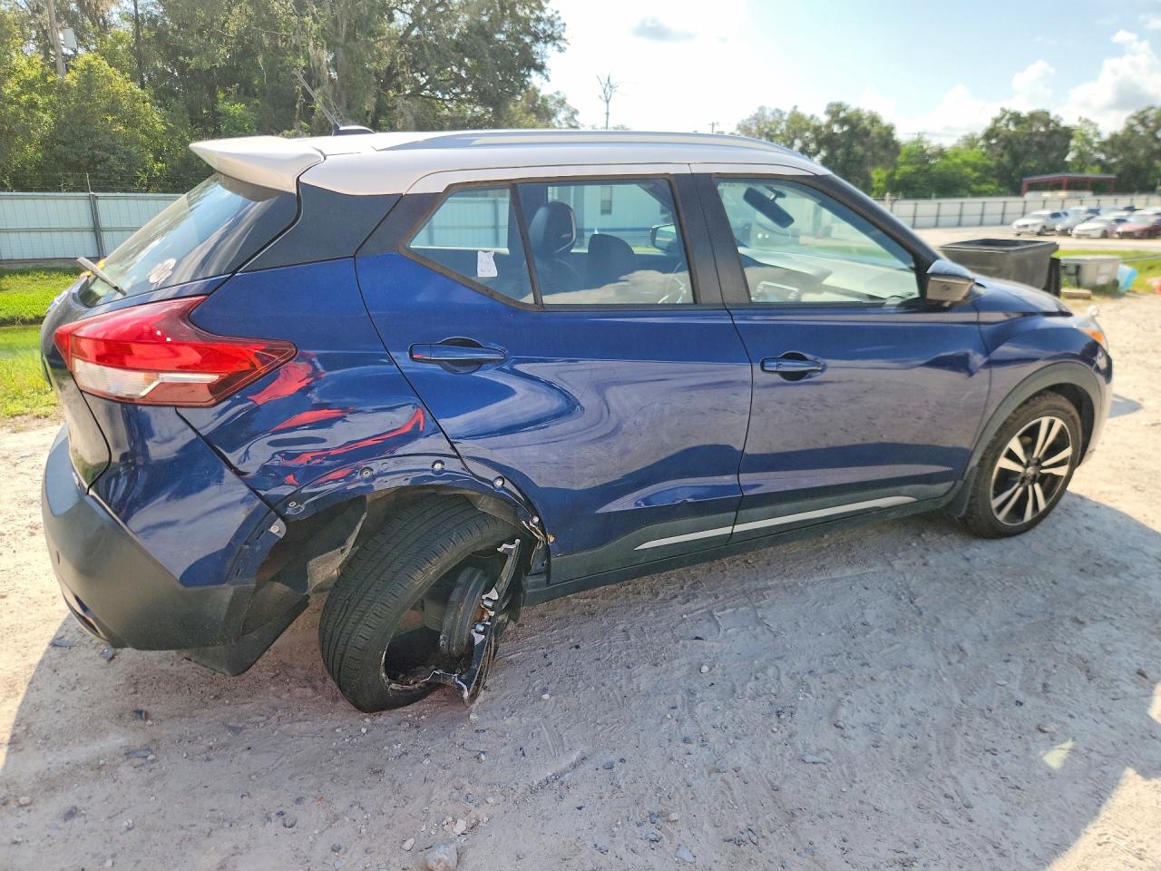2019 NISSAN KICKS SR — снимка 3