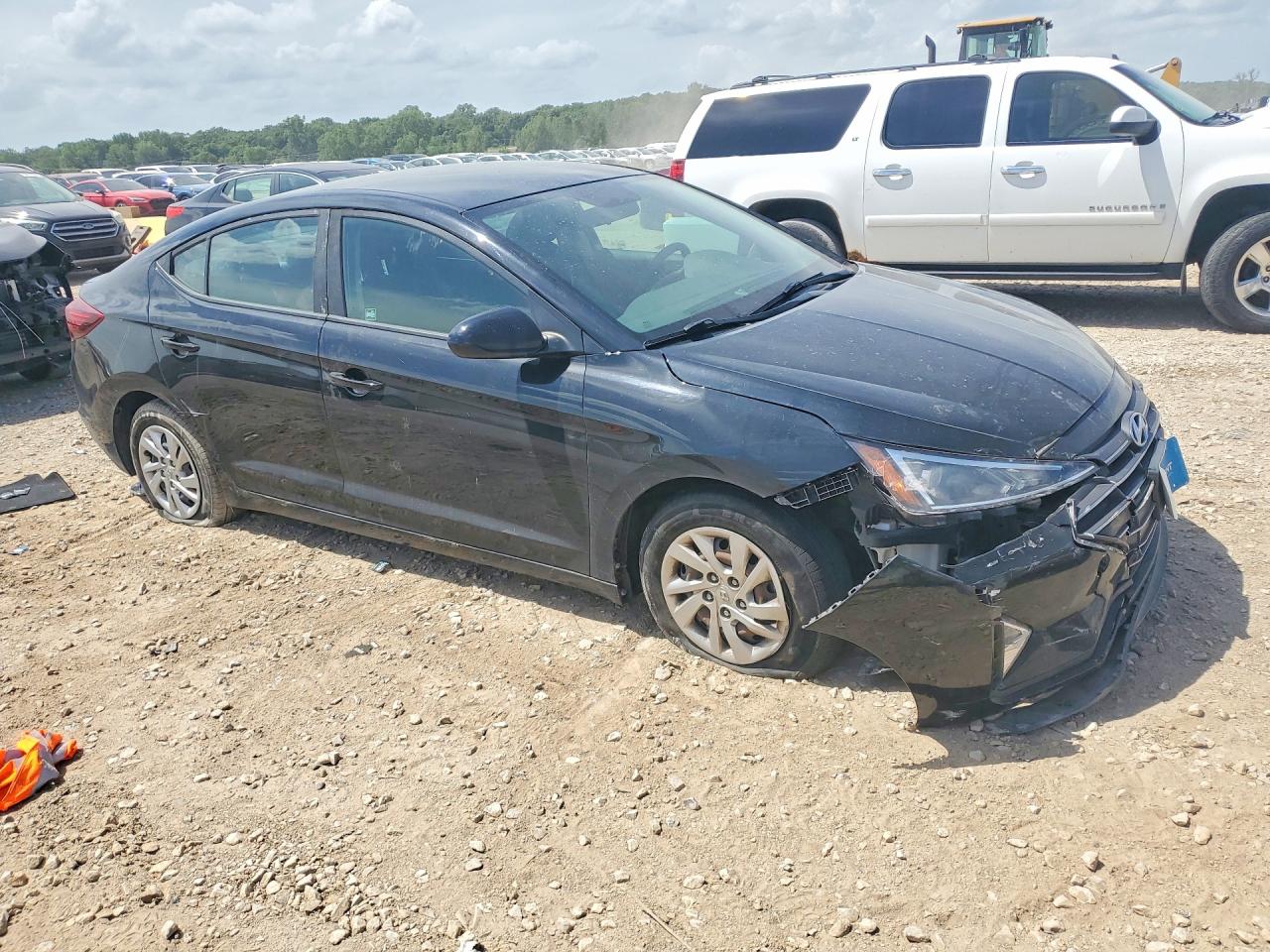 2019 HYUNDAI ELANTRA SE — снимка 4