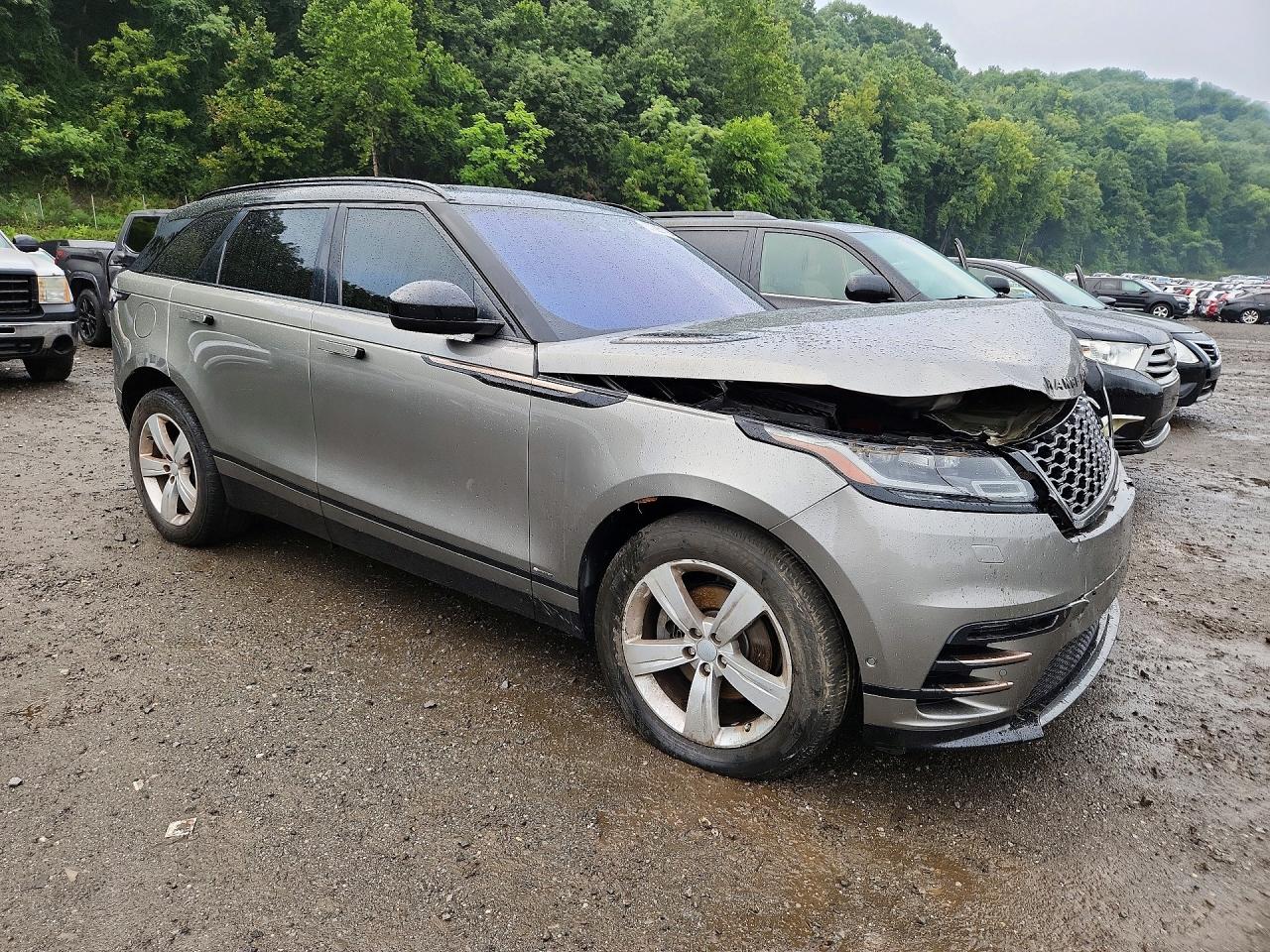2019 LAND ROVER RANGE ROVER VELAR R-DYNAMIC SE — снимка 4