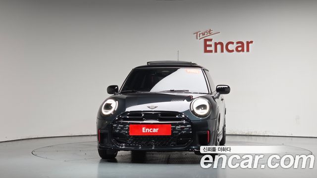 2026 Mini Cooper S (4th gen) JCW — снимка 3