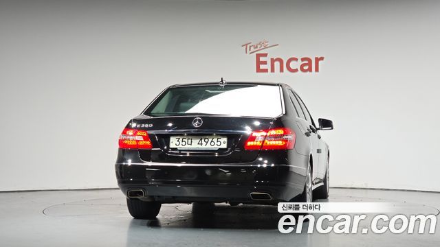 2013 Mercedes-Benz E-Class W212 E220 CDI Avantgarde — снимка 4