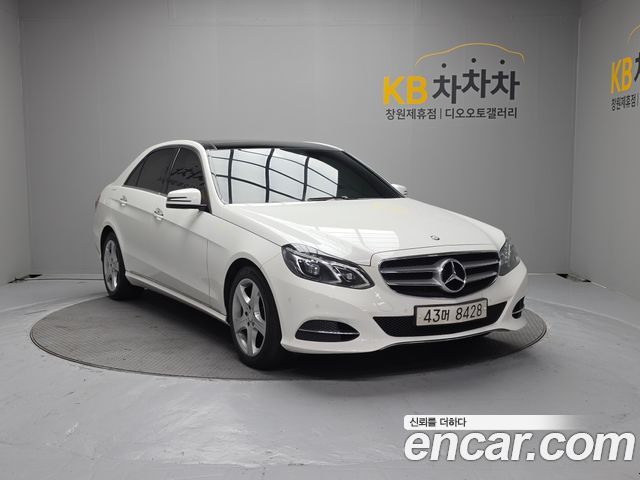 2014 Mercedes-Benz E-Class W212 E250 CDI 4MATIC — снимка 2