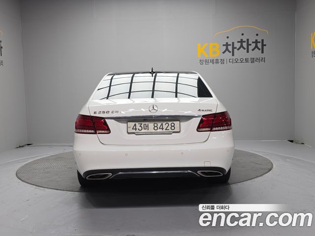 2014 Mercedes-Benz E-Class W212 E250 CDI 4MATIC — снимка 4