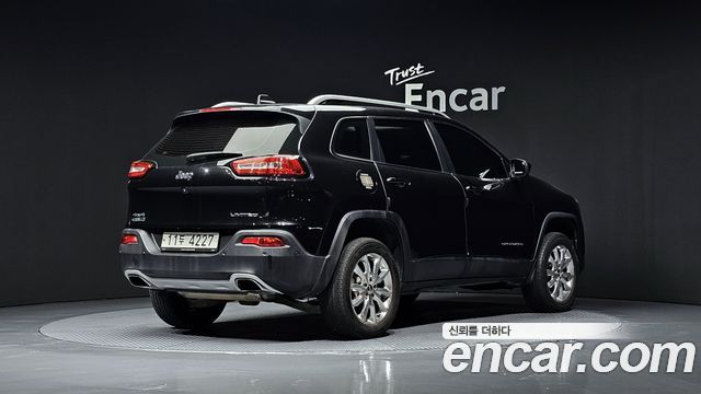 2015 Jeep Cherokee(KL) 2.0 Diesel Limited 4WD — снимка 2