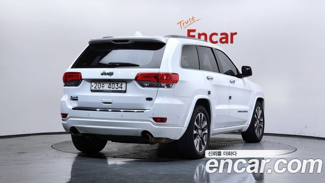 2018 Jeep Grand Cherokee 3.0 Diesel Overland — снимка 2