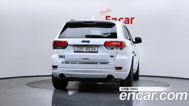 2018 Jeep Grand Cherokee 3.0 Diesel Overland — снимка 4