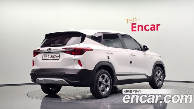 2020 Kia Seltos Gasoline 1.6 Turbo 2WD — снимка 2