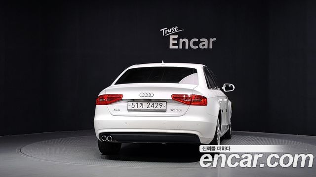 2015 Audi New A4 30 TDI Dynamic — снимка 4