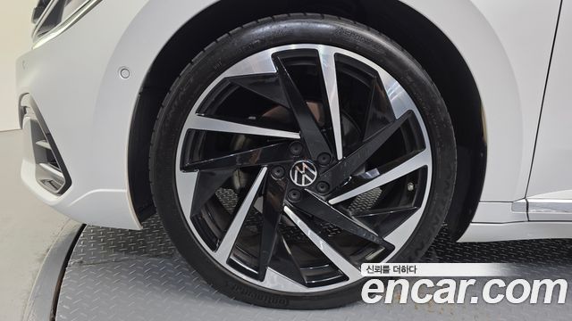 2023 Volkswagen Arteon 2.0 TDI R-LINE 4Motion — photo 5
